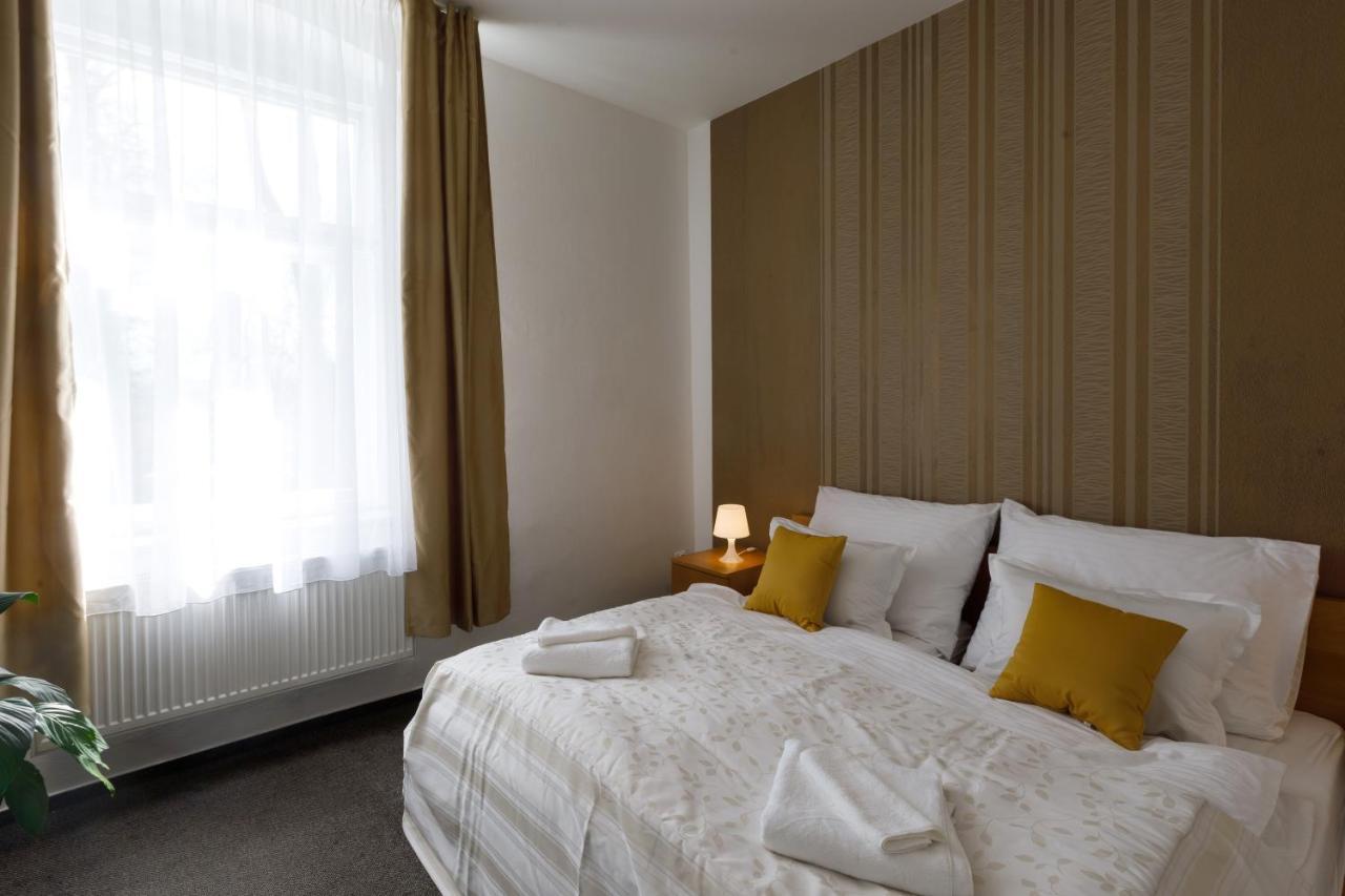 Litvan Sunset Apartments Ceske Budejovice Kültér fotó