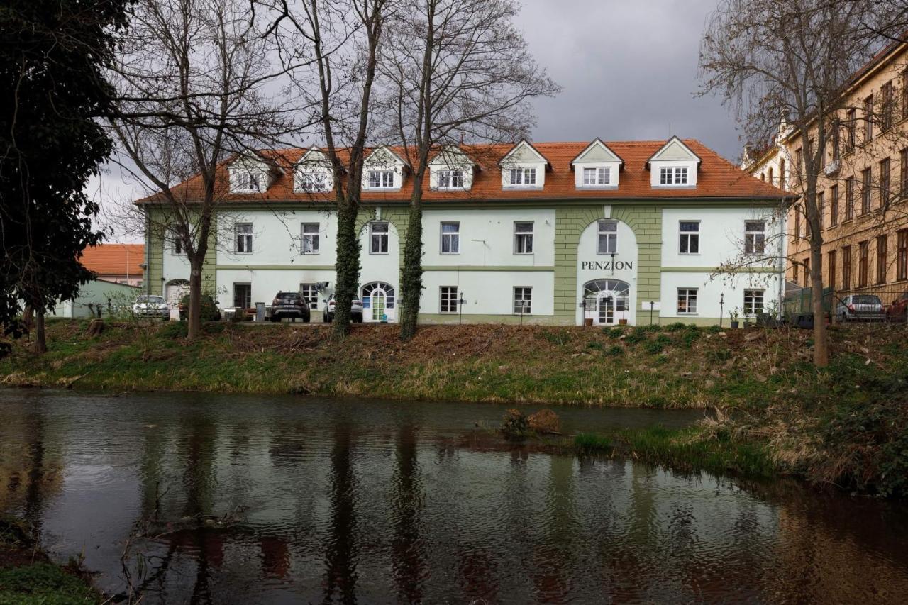Litvan Sunset Apartments Ceske Budejovice Kültér fotó